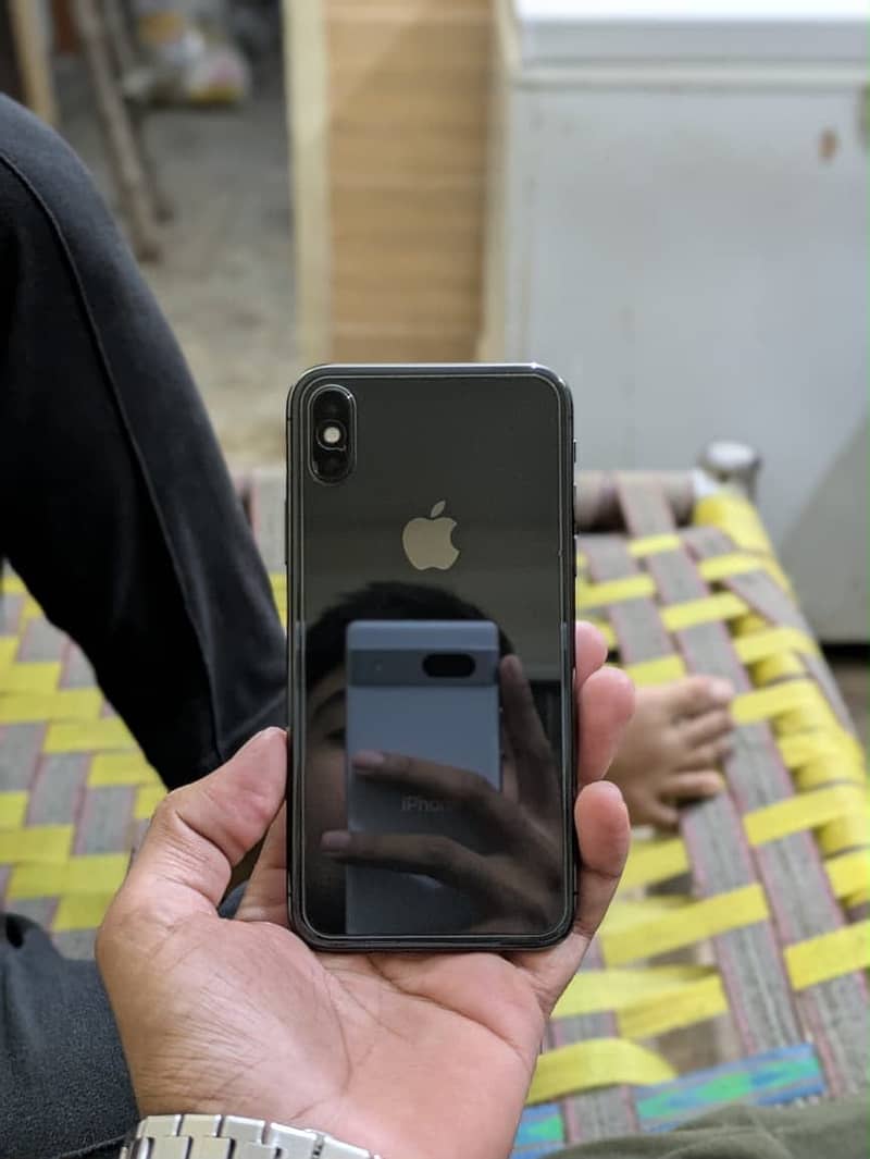 Apple iPhone X 1