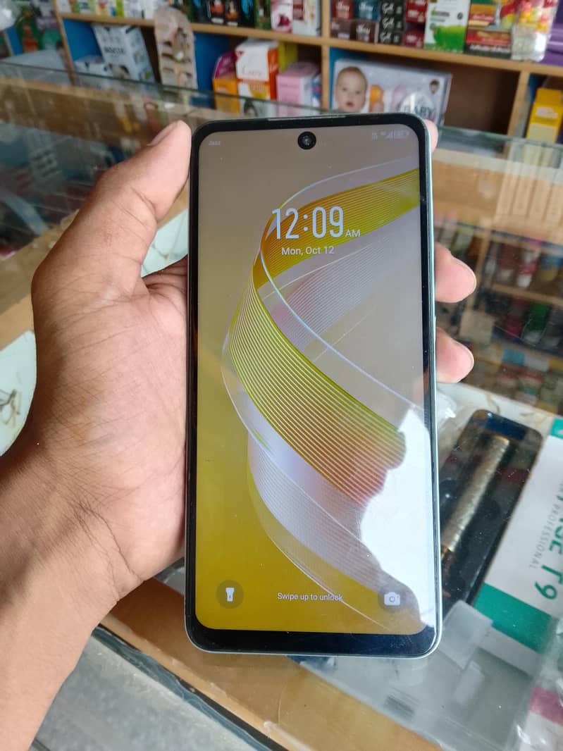 Infinix Smart 8 2