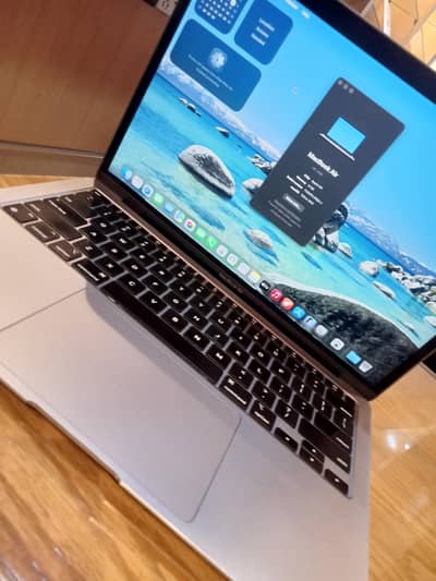 MacBook Air M1 2020 13inch 16/256