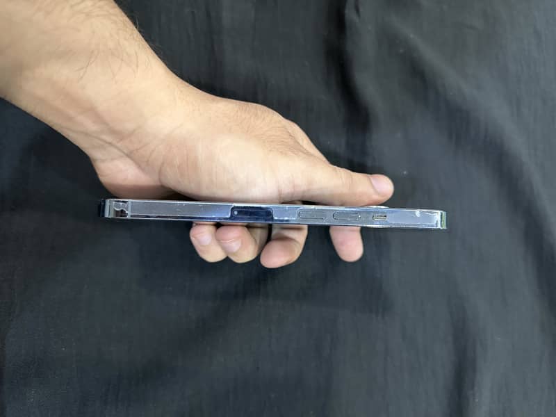 Apple iPhone 13 Pro 6