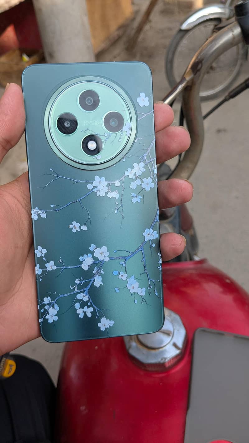 OPPO Reno 12f 4g 8/256 0