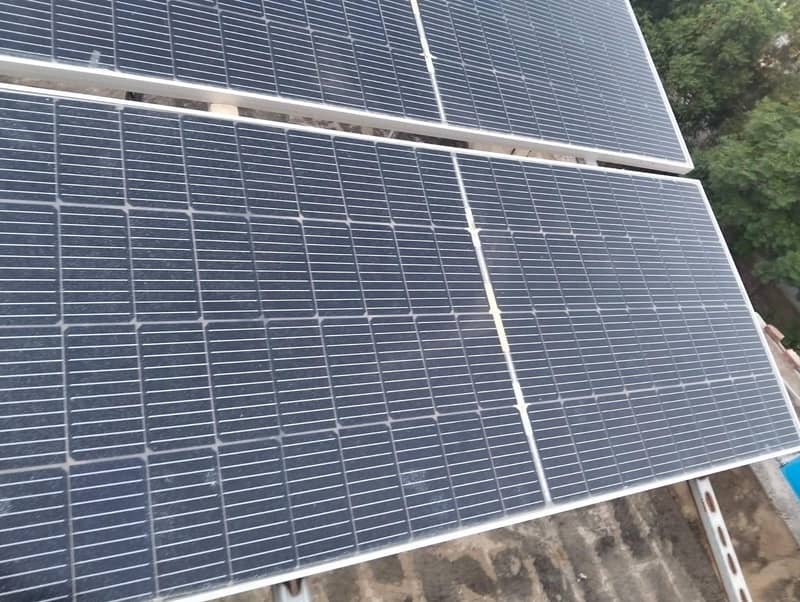 2 two soler panels 3