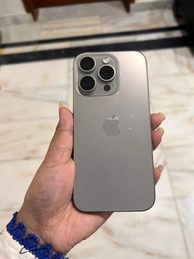 Apple IPhone 15 Pro - 256GB
