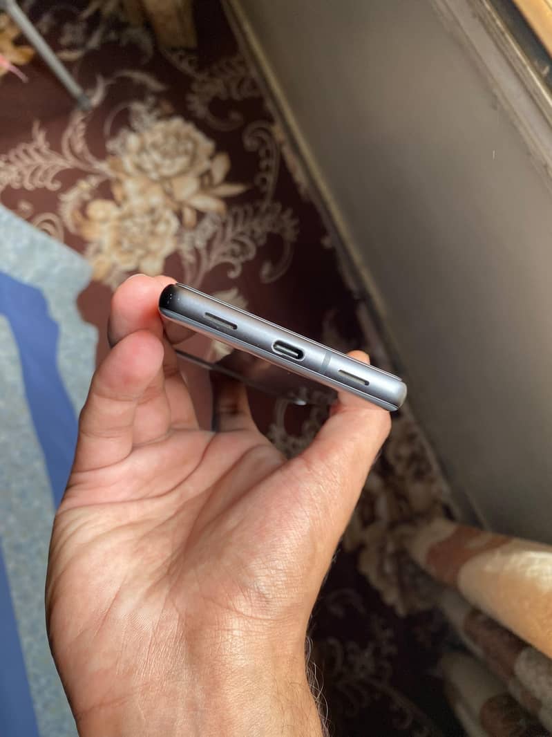 Google Pixel 7a 3