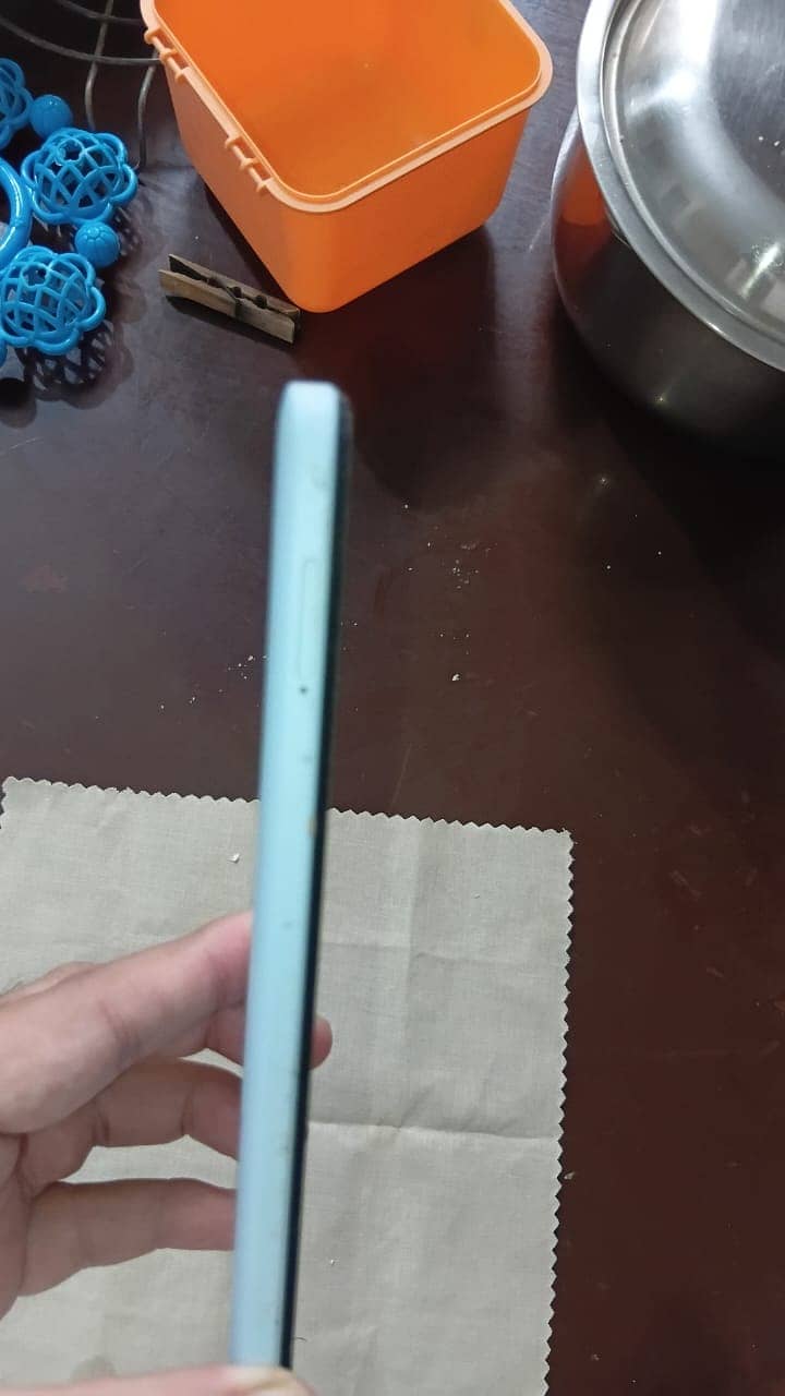 Xiaomi Redmi A2 Plus 3