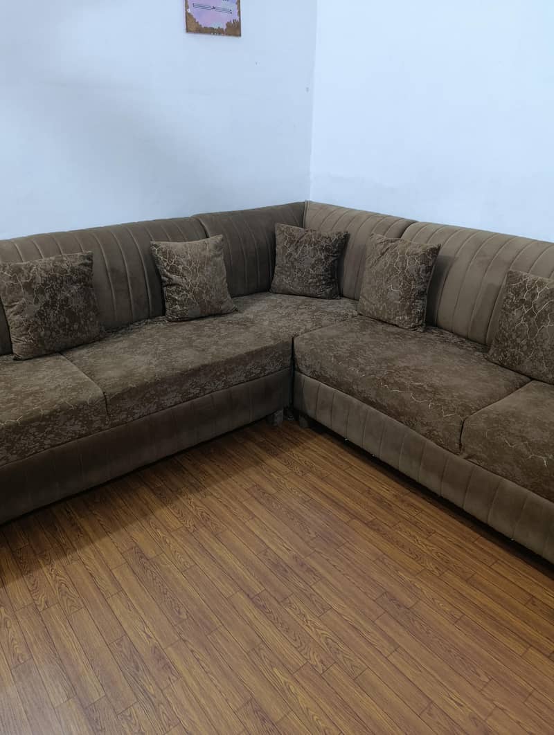 7 seater sofa 0