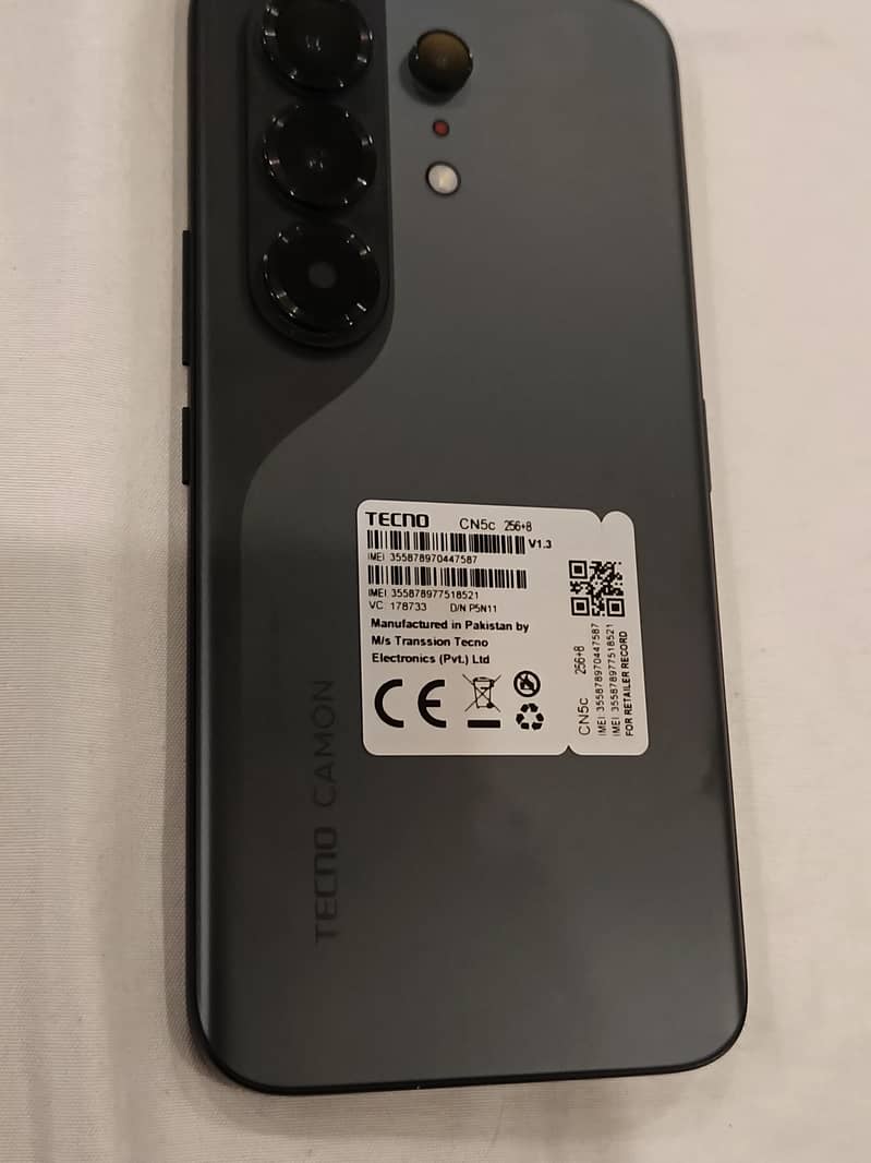 Tecno camon 50 pro 0