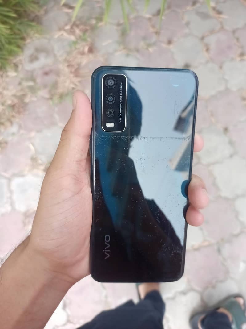 Vivo V21 1