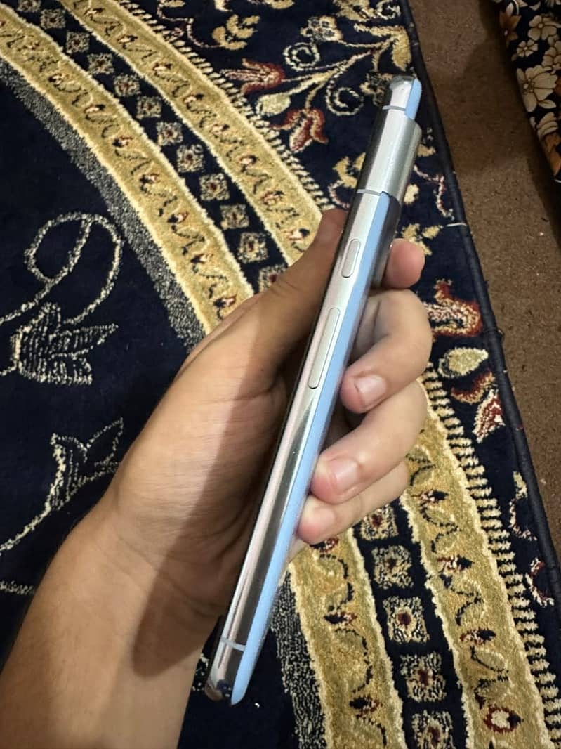 Google Pixel 8 Pro 2