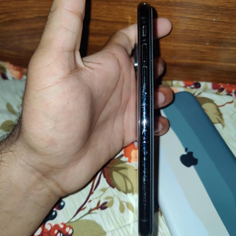 Apple iPhone X 2