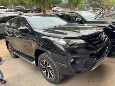 Toyota Fortuner 2021