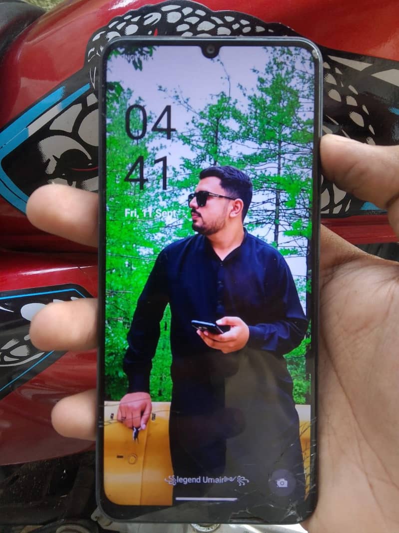 realme c63 1