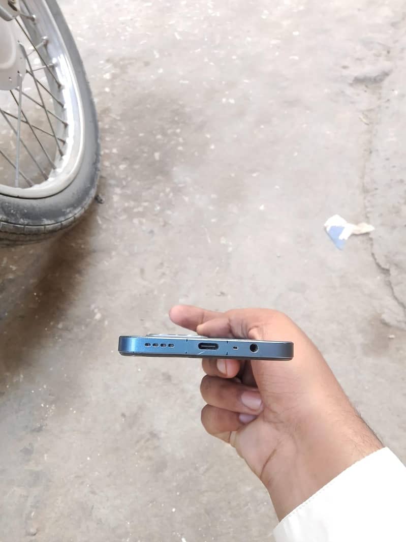 realme c63 4