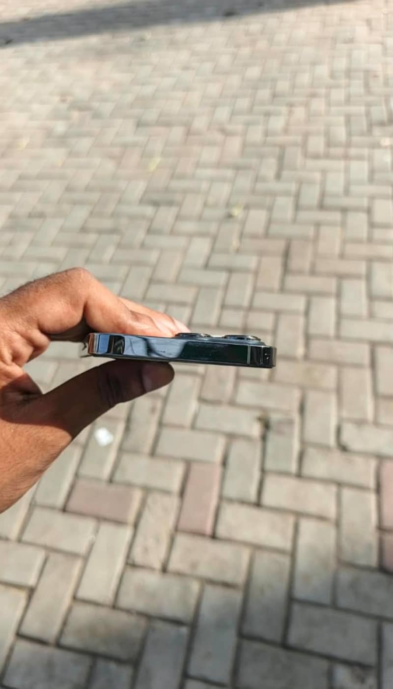 Apple iPhone 13 Pro 5