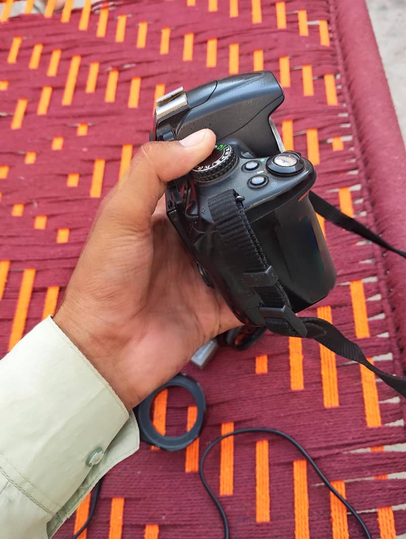 Nikon D5000 2