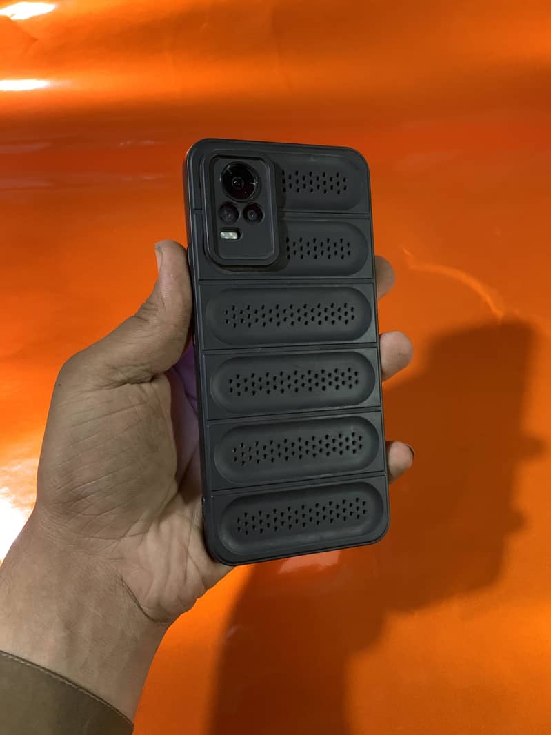 Vivo V21e 4