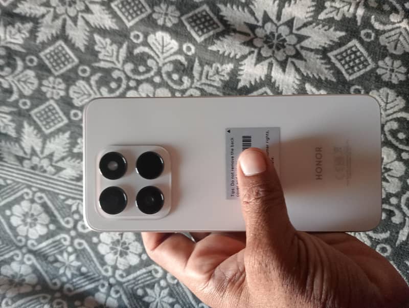 Honor X7 1