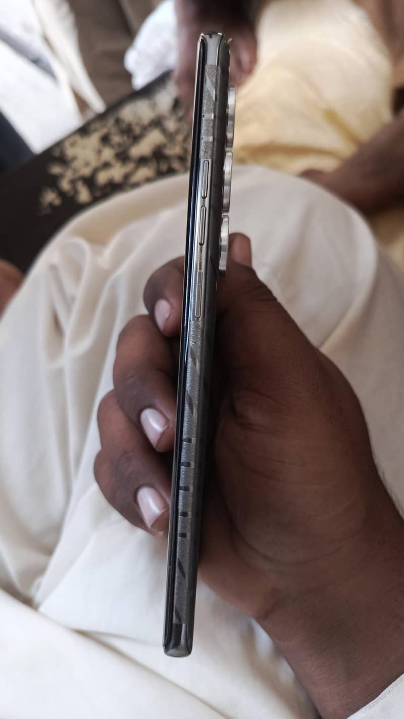 Tecno CAMON 40 Pro 2