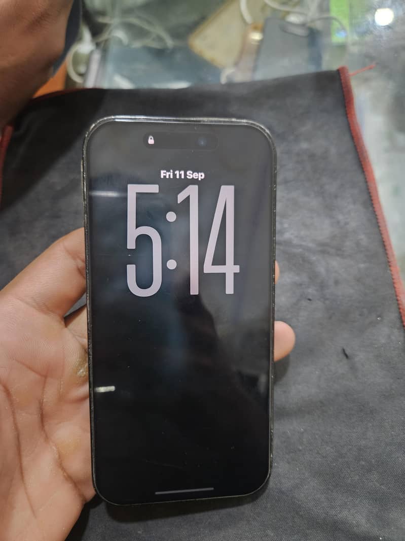 Apple iPhone 14 Pro 2