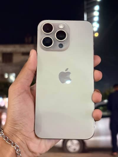 Apple iPhone 15 Pro Max
