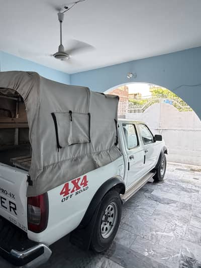 Nissan Frontier dobull Cabin