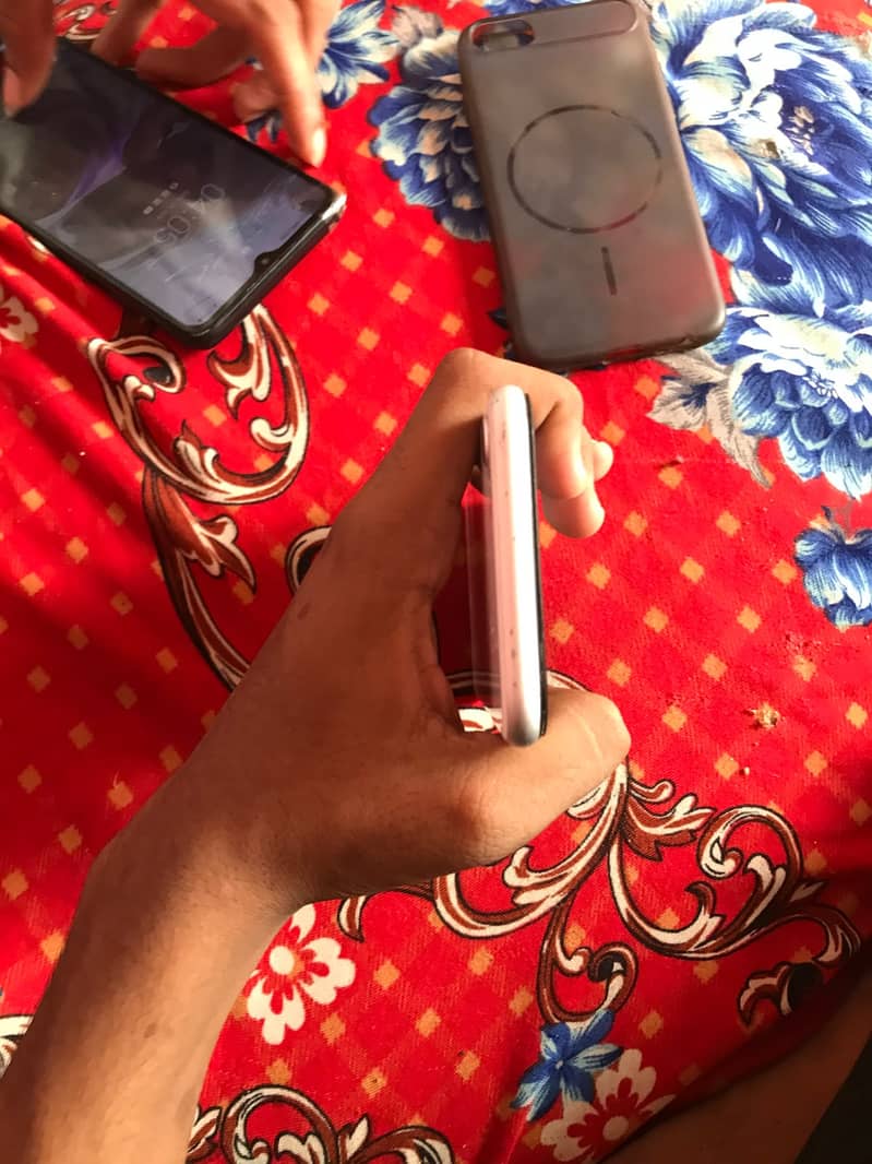 Apple iPhone SE 2