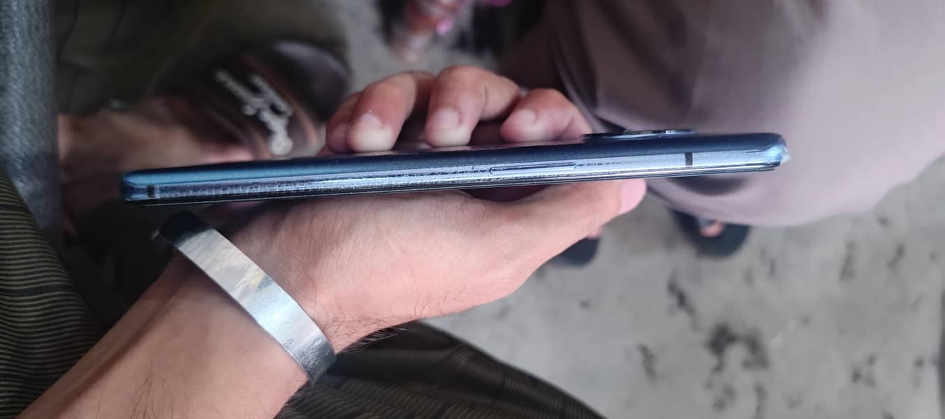One Plus 7T 1