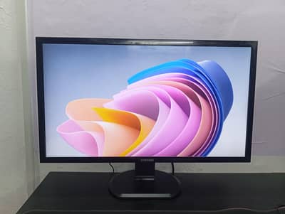 Samsung U28E590D 28" 4K UHD | 1ms | FreeSync | Premium Monitor