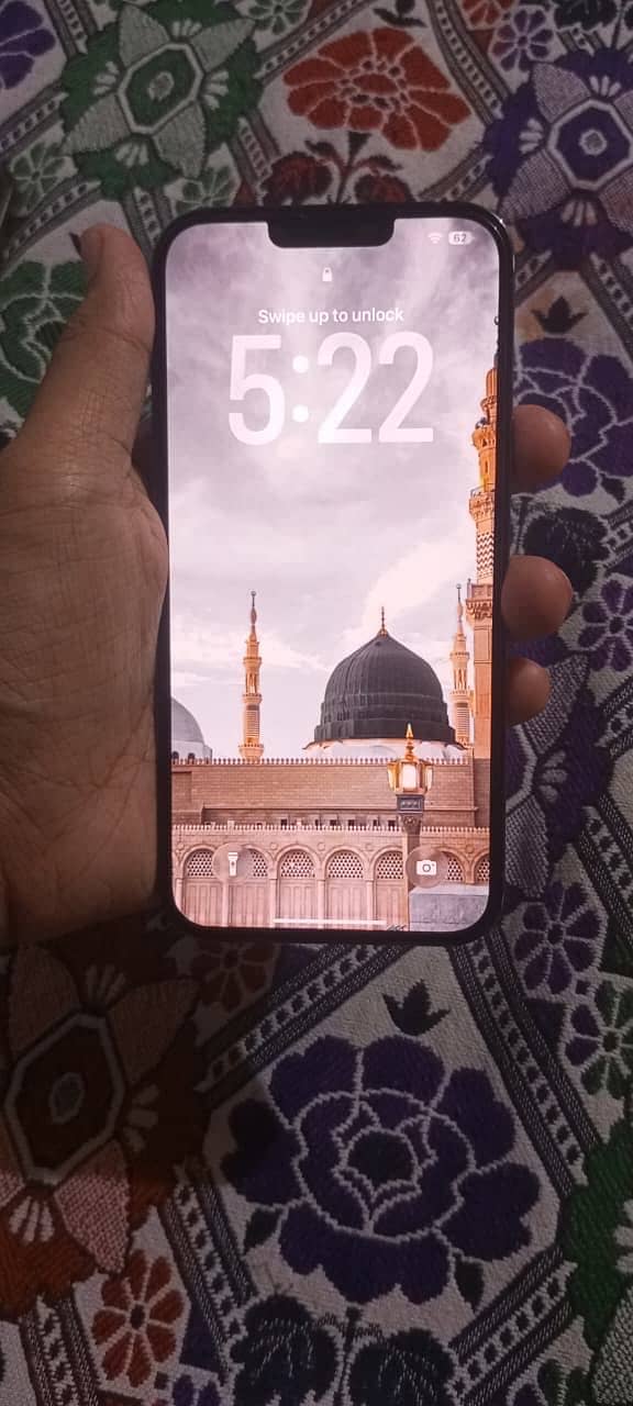 Apple iPhone 13 Pro Max 1