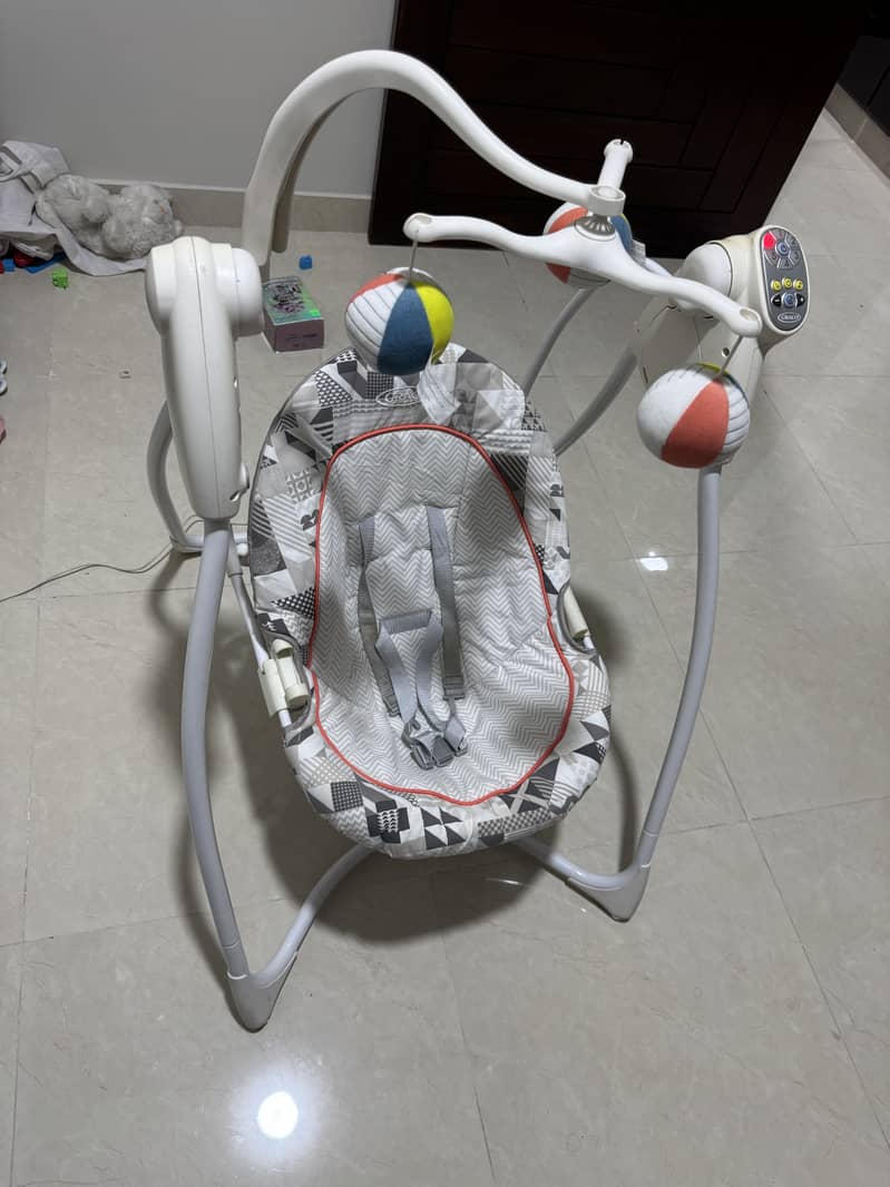Graco swing 1
