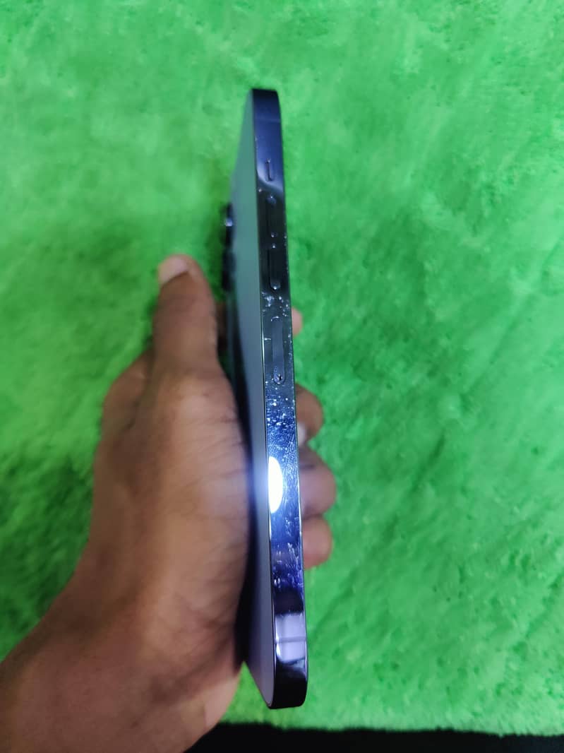 Apple iPhone 13 Pro Max 5