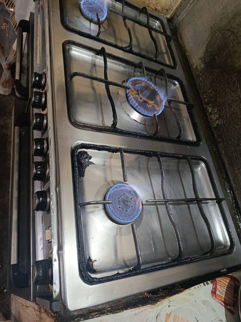 CORONA COOKING RANGE 1