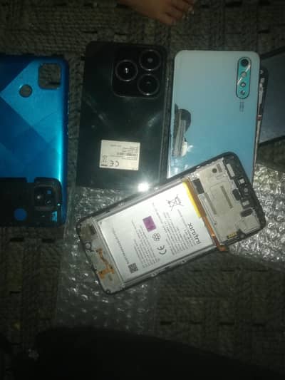 Vivo S1 k b parts bettery body camery or Shop k pArts b Avail hain