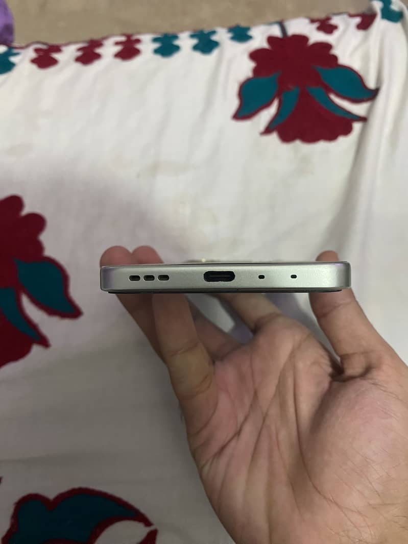 OPPO A5 Pro 1