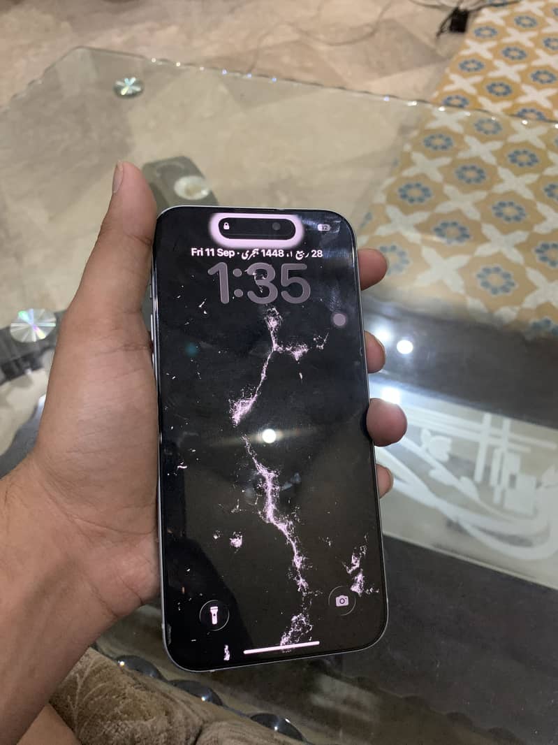 Apple iPhone 15 plus 4