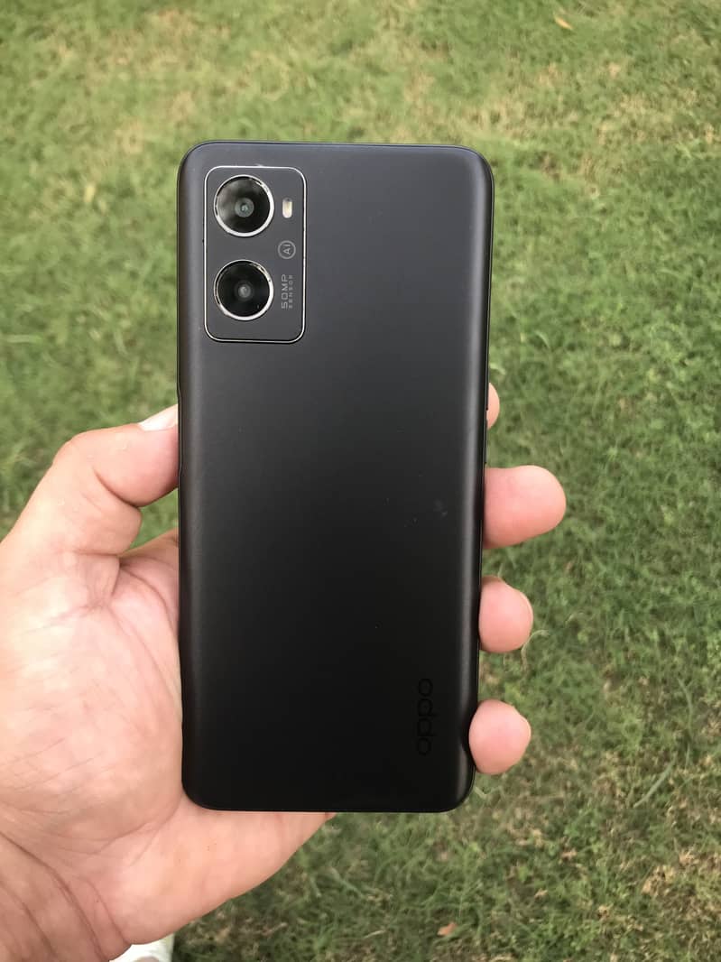 Oppo A96 0