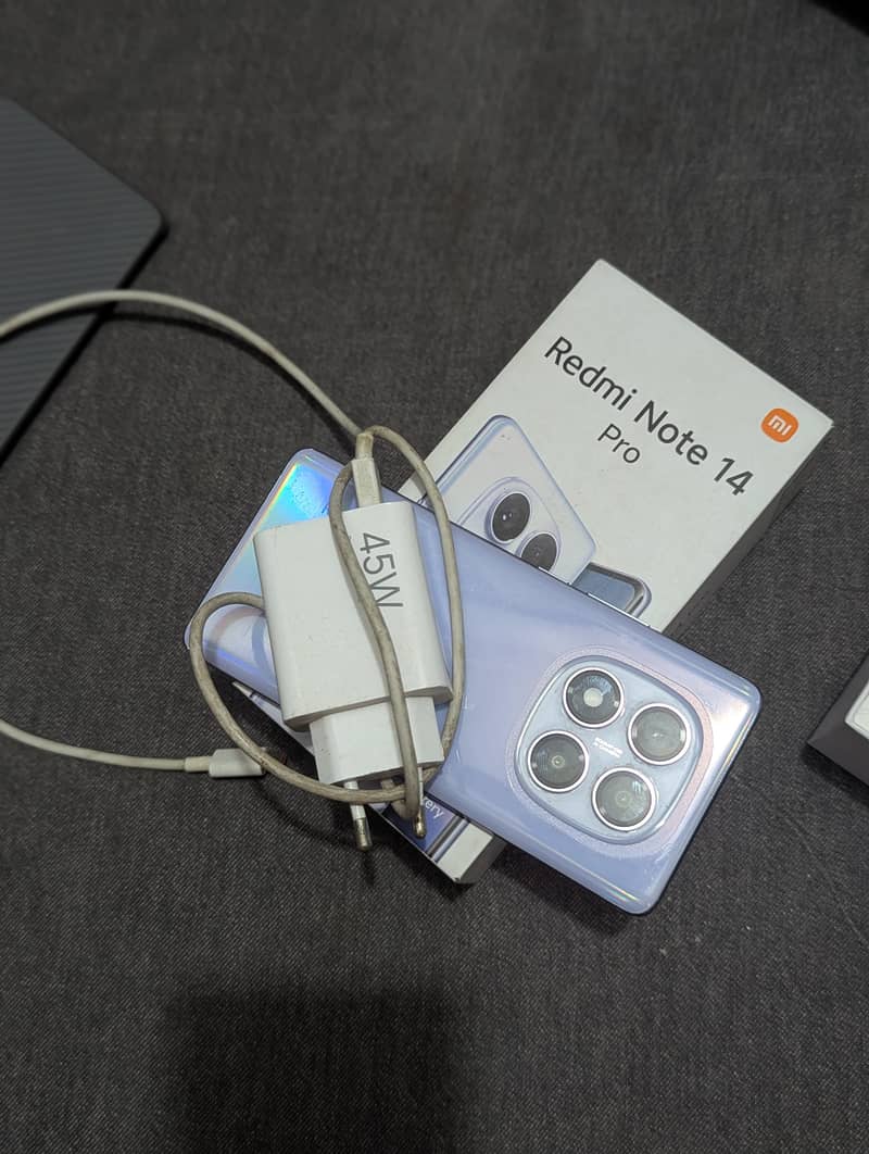 Xiaomi Redmi Note 14 Pro 3