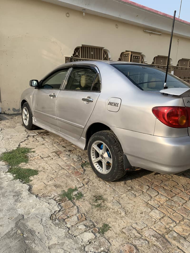2.0D saloon 0