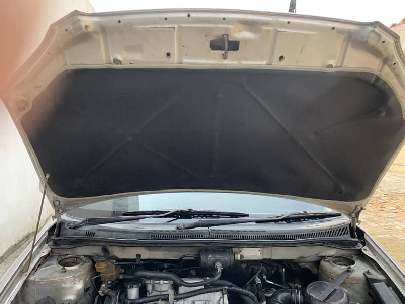 2.0D saloon 5