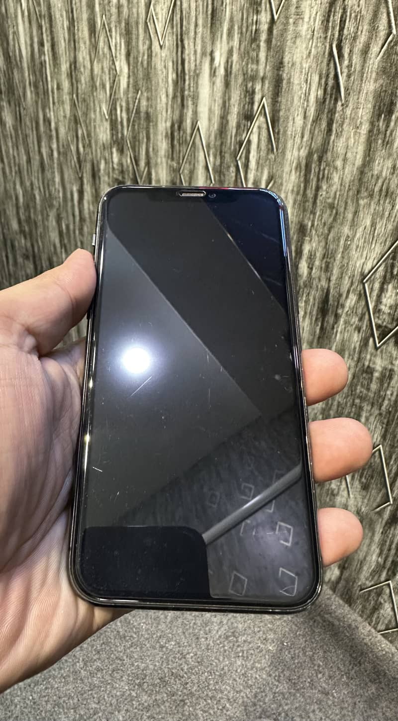 Apple iPhone 11Pro 0