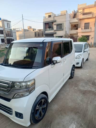 Honda N Box Custom 2016/2018 register no work required just buy a Driv