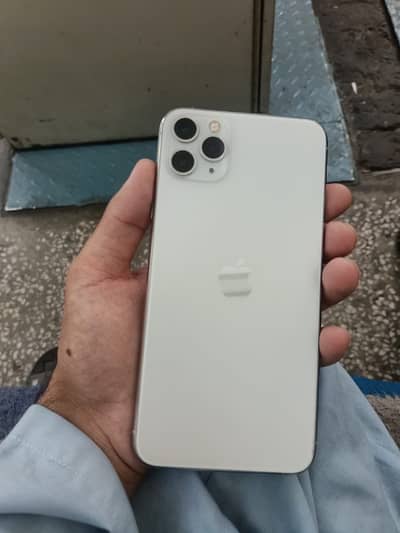 11 pro max 256 F. Unlock