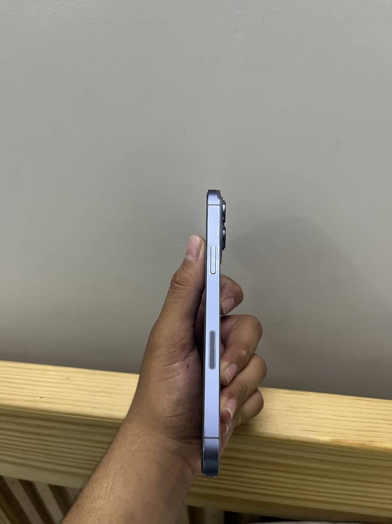 Apple iPhone 13 Pro Max 5