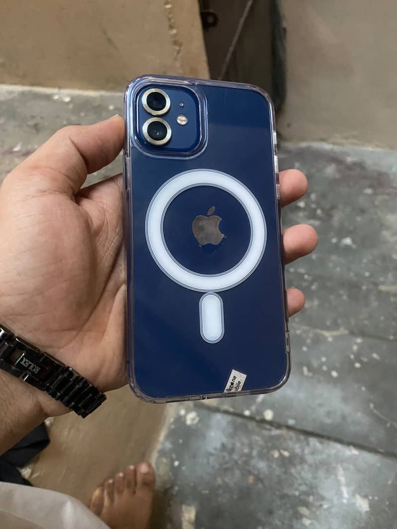 Apple iPhone 12 0