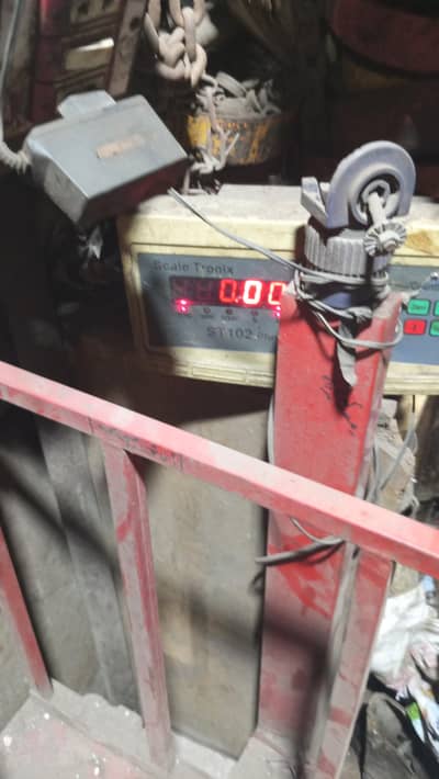 heavy duty digital weight scale good condition
