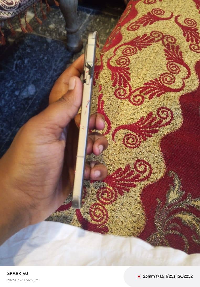 Infinix Note 12 Pro 4