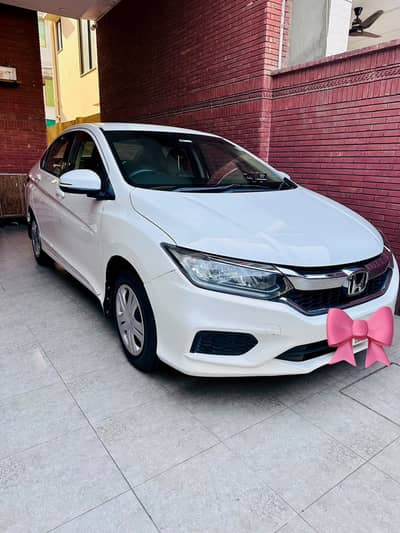 Honda City 2022  White Karachi Registered  57,000 KM Total Orignal