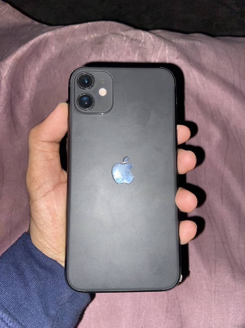 Apple iPhone 11 3