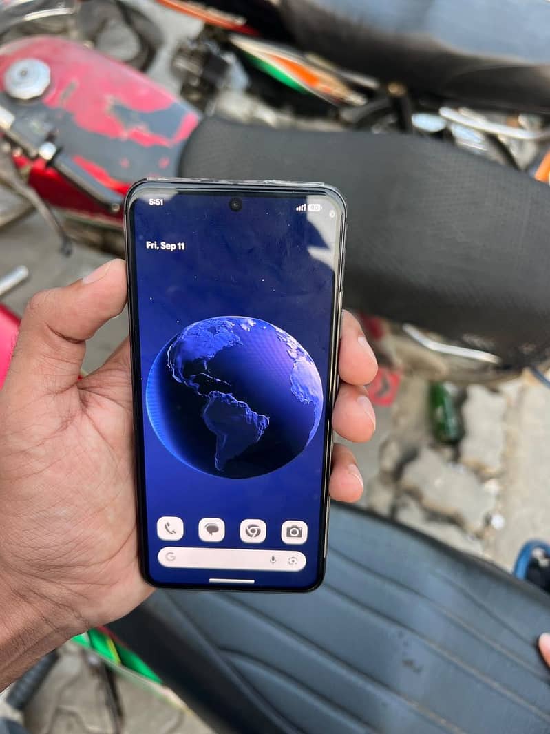 Google Pixel 8 1