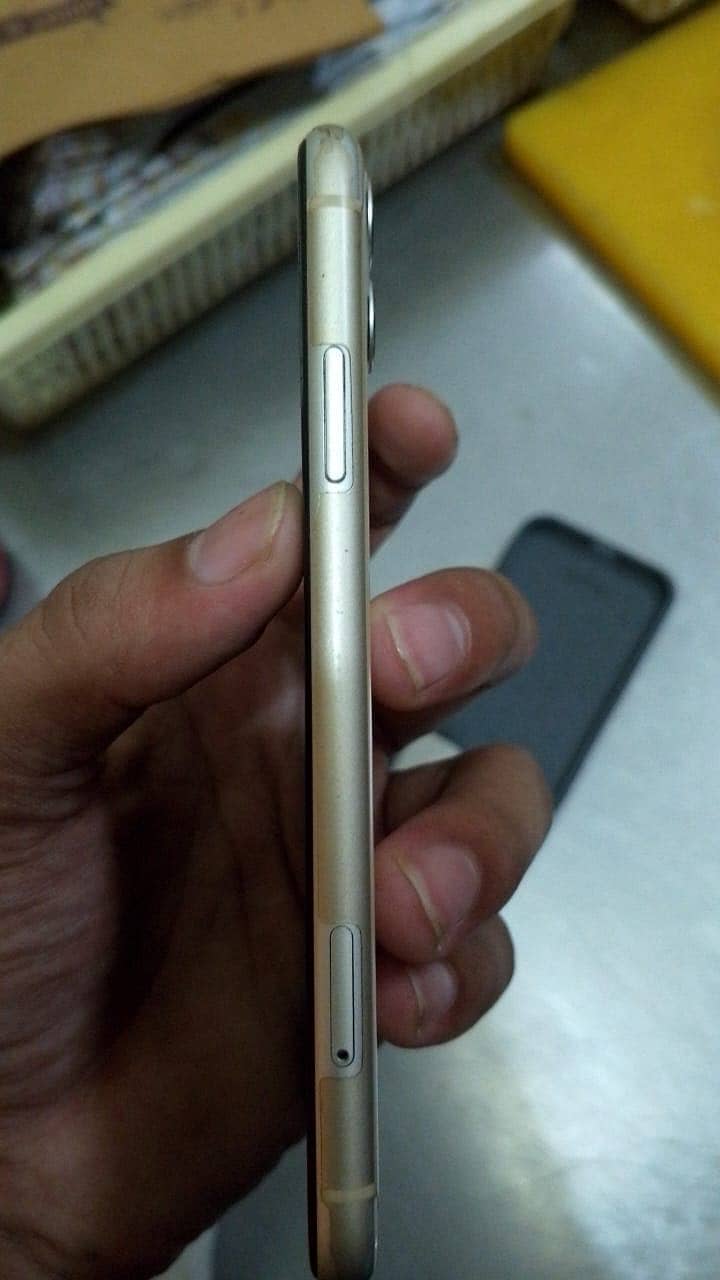Apple iPhone 11 2